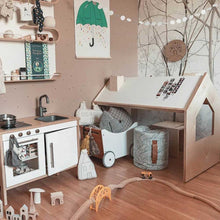 Kids room with Cablecar big  and small pillows - Severina kids + Krethaus