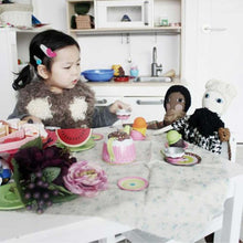 Girl playing with two Fashion Blogger Dolls - Severina Kids